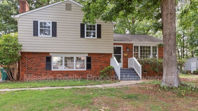 property at 7107 Galax Rd