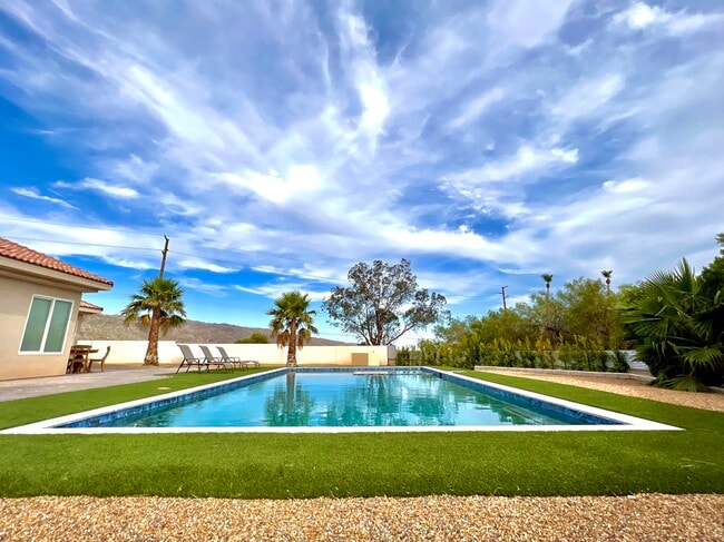 64977 Ray Ct in Desert Hot Springs, CA - Building Photo - Building Photo