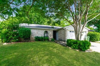 6109 Springwood Dr in Arlington, TX - Building Photo - Building Photo