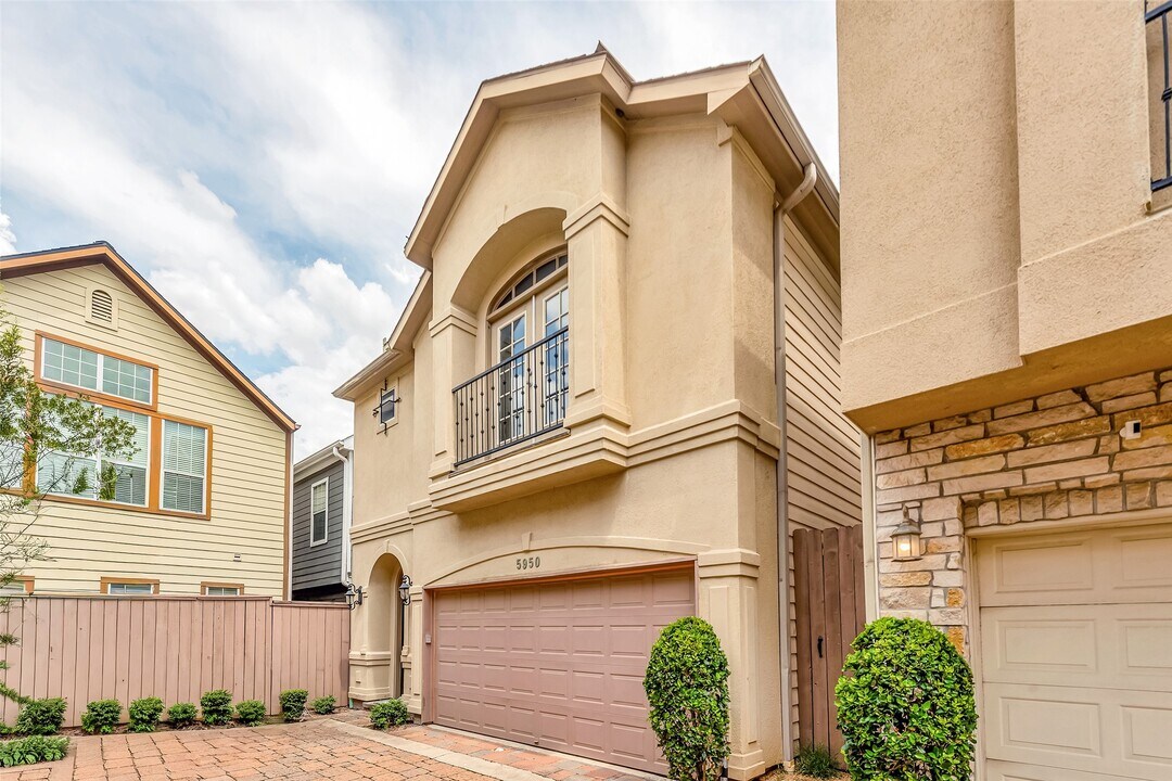 5950 Kansas St in Houston, TX - Building Photo