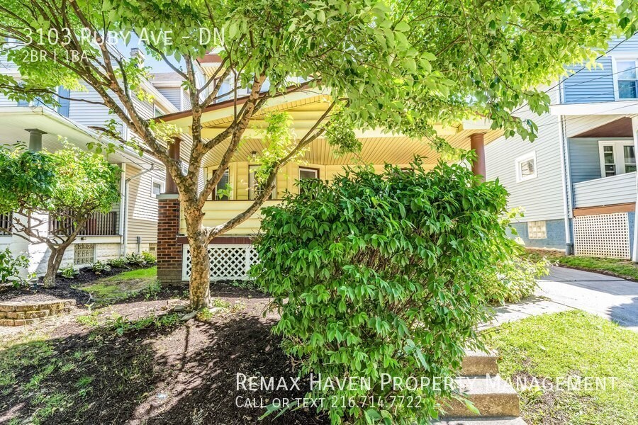 3103 Ruby Ave, Unit DN in Cleveland, OH - Foto de edificio