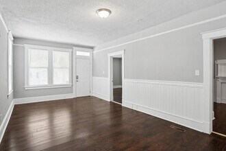 923 W Victory Dr in Savannah, GA - Building Photo - Building Photo