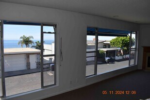 32132 Virginia Way, Unit Upstairs in Laguna Beach, CA - Building Photo - Building Photo