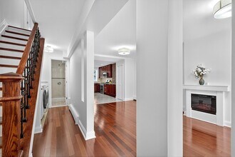 382 Webster Ave in Jersey City, NJ - Building Photo - Building Photo