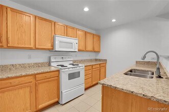 9795 W Freiburg Dr in Littleton, CO - Building Photo - Building Photo