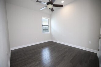 5301 Ponte Tresa Dr in Bee Cave, TX - Building Photo - Building Photo