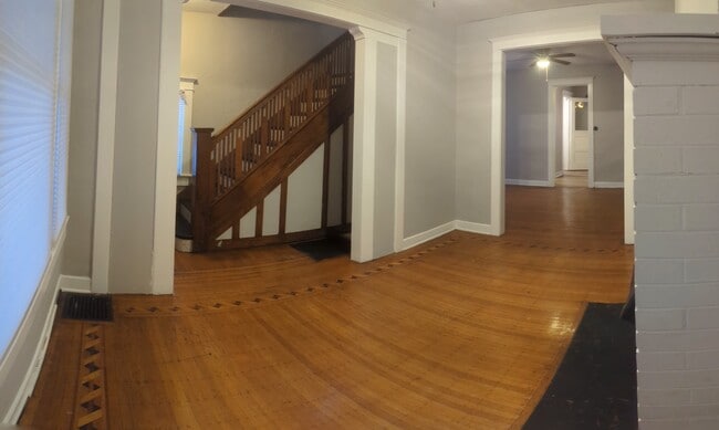 502 Woodruff Place Middle Dr in Indianapolis, IN - Foto de edificio - Building Photo