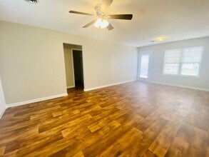 403 Eddy St in Oak Grove, KY - Building Photo - Building Photo