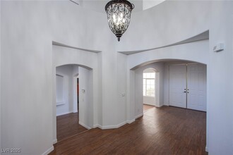 9213 Grand Gate St in Las Vegas, NV - Building Photo - Building Photo