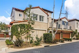 1 Tivoli Ct, Unit 73 in Newport Beach, CA - Building Photo - Building Photo