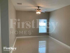 2835 NW 14th St in Fort Lauderdale, FL - Building Photo - Building Photo