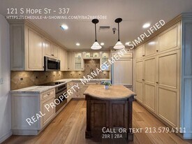 121 S Hope St in Los Angeles, CA - Building Photo