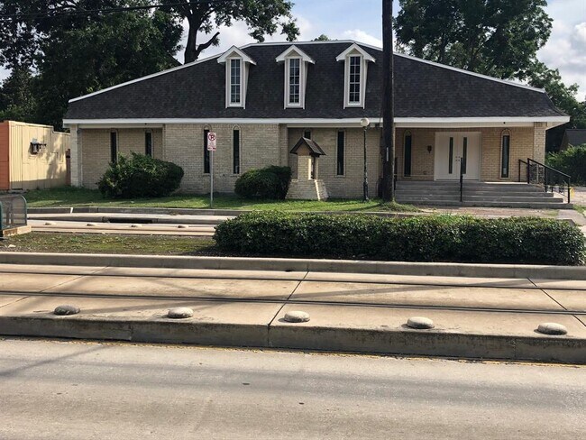 3911 Fulton St in Houston, TX - Foto de edificio - Building Photo