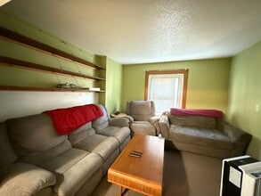 15 S Johnson St in Iowa City, IA - Building Photo - Building Photo