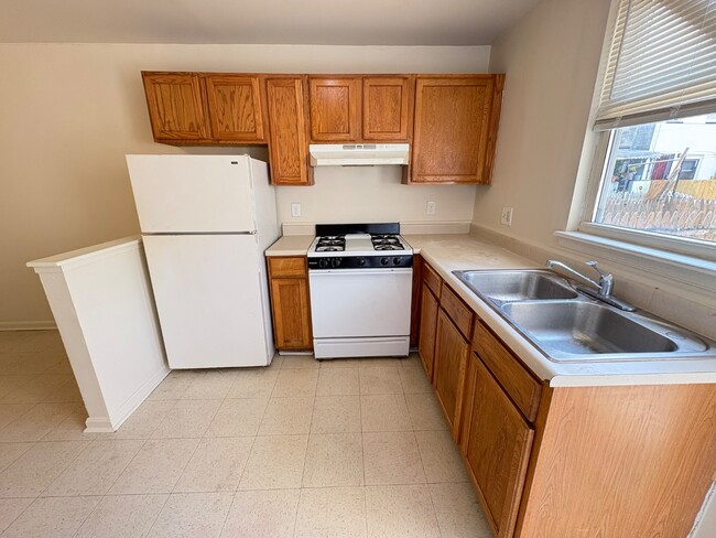 property at 428 S Gilmor St