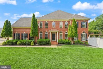 43620 Merchant Mill Terrace in Leesburg, VA - Building Photo - Building Photo