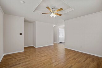 322 S Main St in Blue Ridge, TX - Foto de edificio - Building Photo