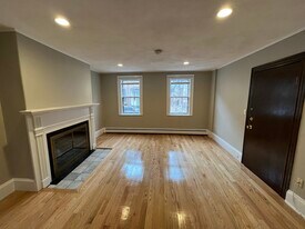 26 Fayette St, Unit #1 in Boston, MA - Building Photo