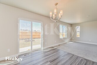 10471 Horton Dr in Colorado Springs, CO - Foto de edificio - Building Photo