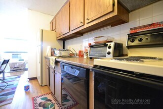 35 Glencoe St, Unit 39 in Boston, MA - Building Photo - Building Photo