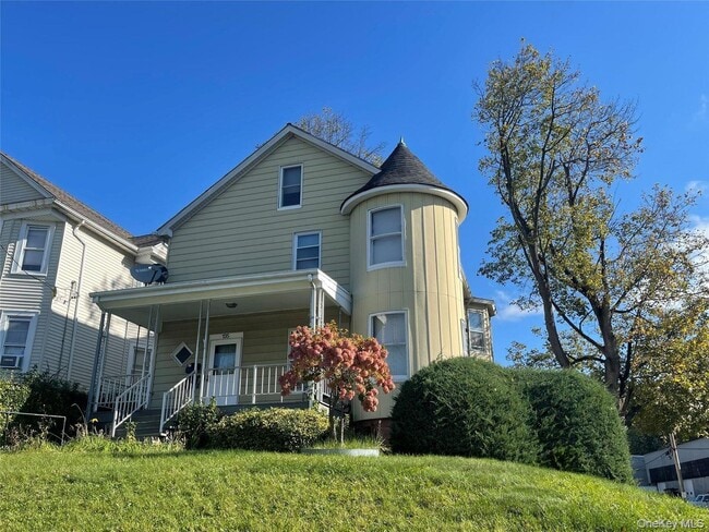 property at 135 Washington St