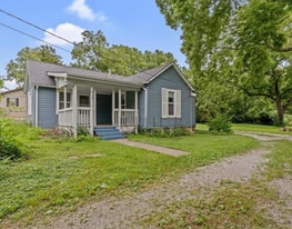 815 N Ridge Ave in Liberty, MO - Building Photo