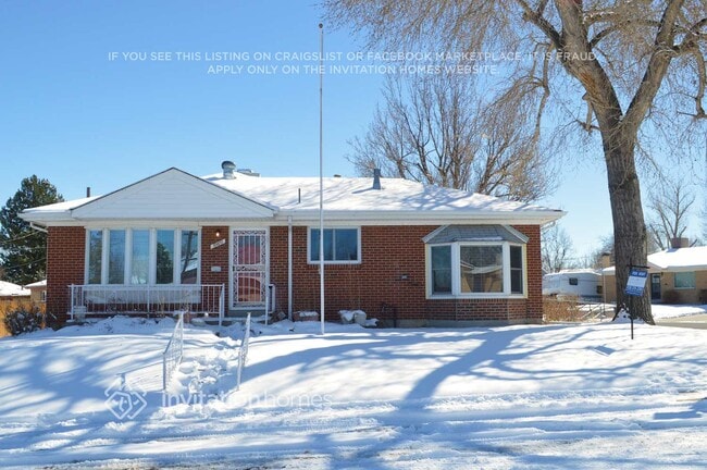 property at 10870 Larry Dr