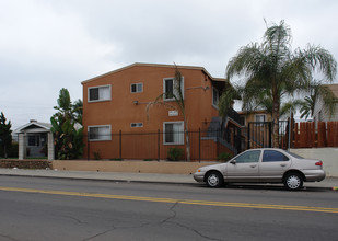 3810 Euclid Ave in San Diego, CA - Foto de edificio - Building Photo