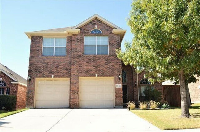 11645 Wild Pear Ln in Fort Worth, TX - Building Photo - Building Photo