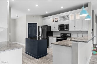 2024 Cape Heather Cir in Cape Coral, FL - Building Photo - Building Photo