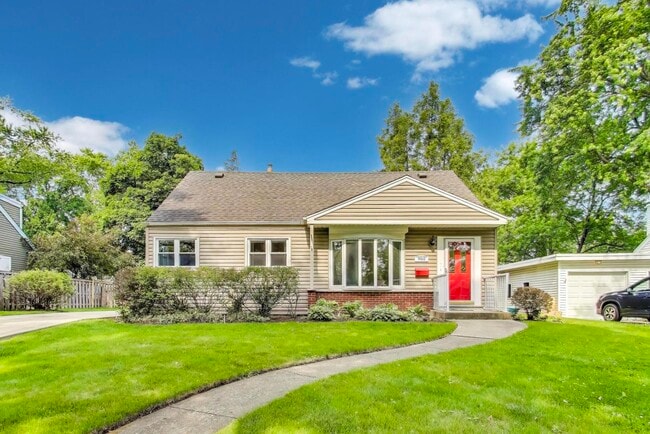 property at 950 N Haddow Ave