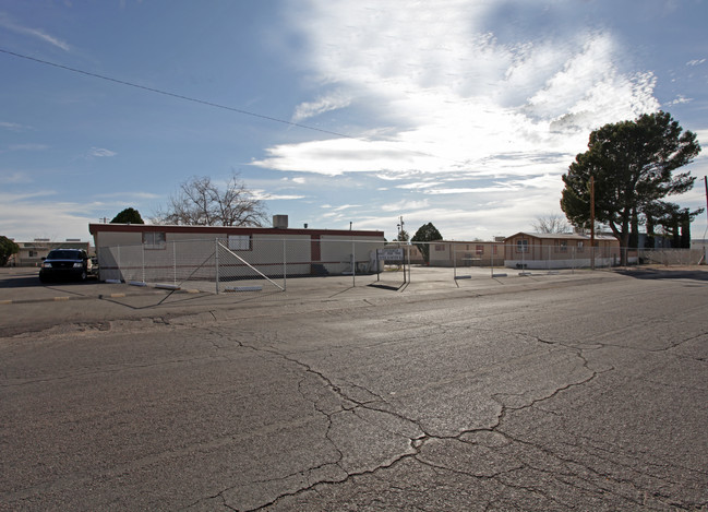 Esperanza Mobile Home Park in Tucson, AZ - Building Photo - Building Photo