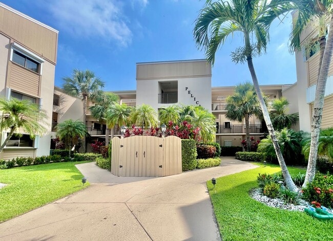 property at 6155 S Mirror Lake Dr
