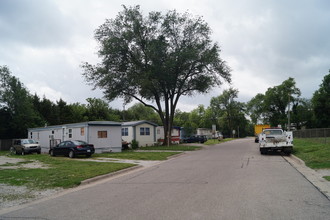 1800 Windsor in Newton, KS - Foto de edificio - Other