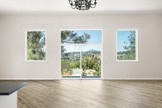 9427 Vista Dr in Spring Valley, CA - Building Photo - Building Photo