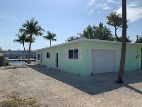 136 Gardenia St in Tavernier, FL - Building Photo - Building Photo