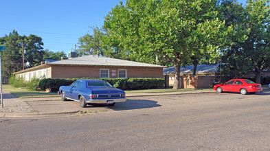 The Courtyard Apartments in Lubbock, TX - Building Photo - Building Photo