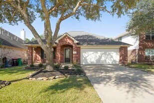 22015 Bronze Leaf Dr in Cypress, TX - Building Photo