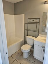1610 S Parker Dr in Evansville, IN - Building Photo - Building Photo