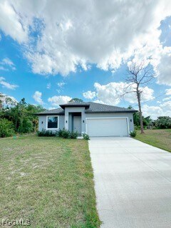 7414 Banbury Terrace in Port Charlotte, FL - Building Photo