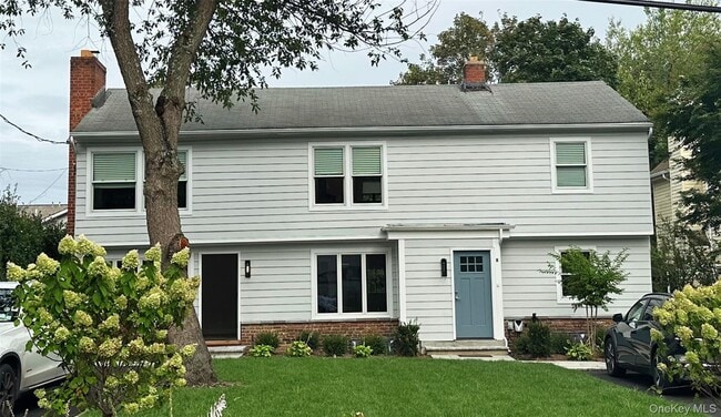 property at 36 Dunes Ln