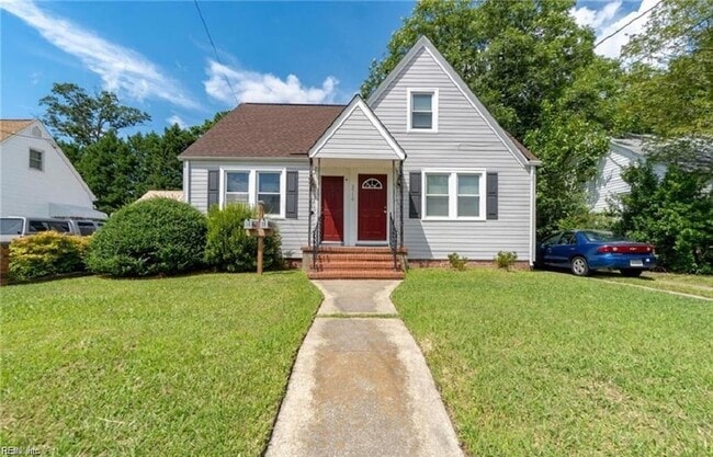property at 3710 Robin Hood Rd