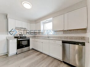 431 N Dade Ave in Ferguson, MO - Building Photo - Building Photo
