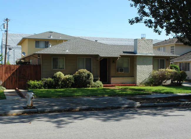 871 Blair Ave in Sunnyvale, CA - Building Photo - Building Photo