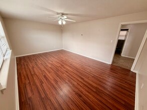 2324 5th Ave SW in Hickory, NC - Building Photo - Building Photo