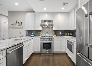309 E St in Boston, MA - Building Photo - Building Photo