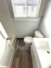 1045 Loretta Ave in Columbus, OH - Building Photo - Building Photo
