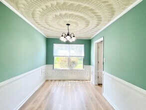 5525 Fair Oaks Dr in Virginia Beach, VA - Building Photo - Building Photo