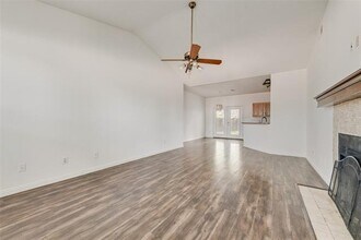 2530 Collins Blvd in Garland, TX - Building Photo - Building Photo
