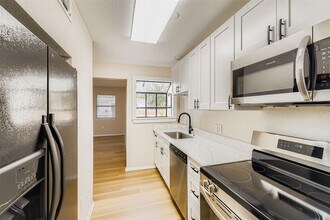 3320 Blumie St in Austin, TX - Building Photo - Building Photo